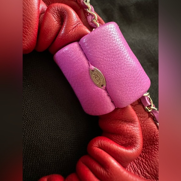 Chanel leather Scrunchie Hair Tie - Picture 3 of 8